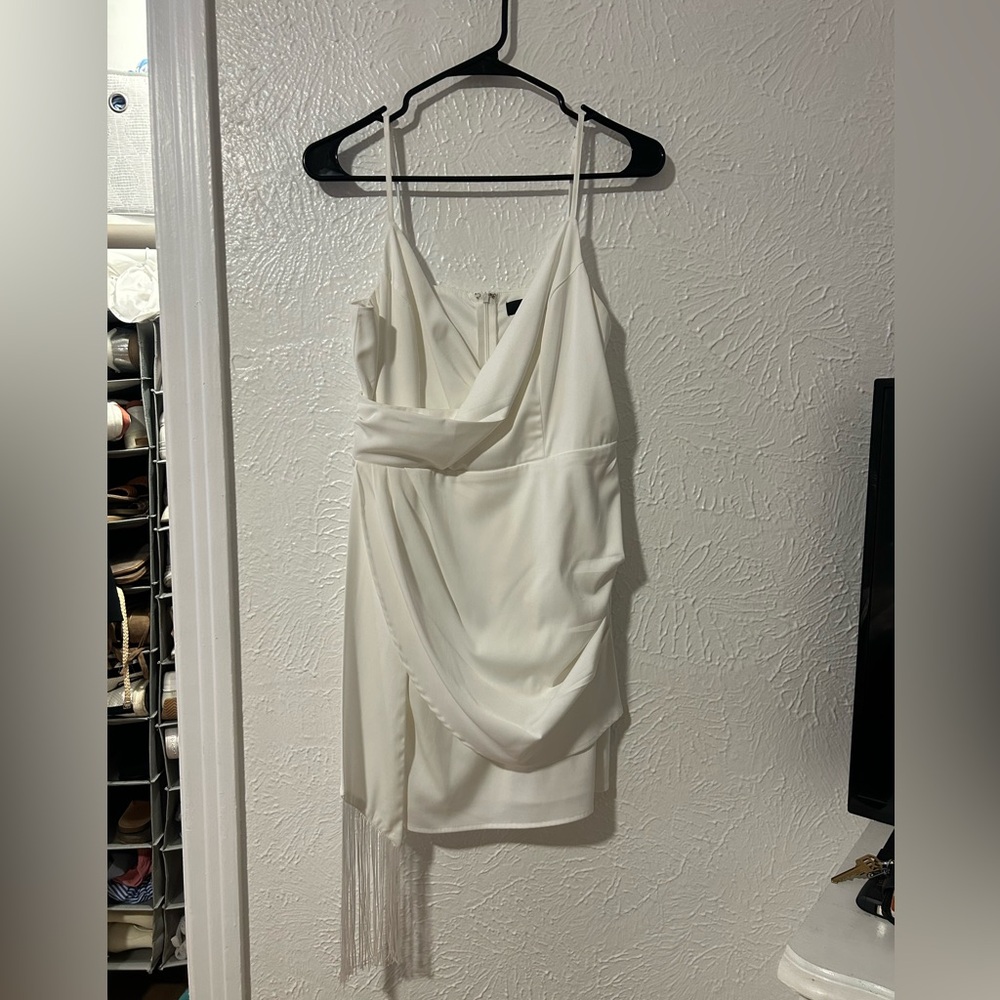 Lulus white fringe dress Size Medium